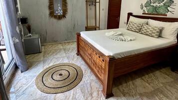 Classic Double Room, Balcony, Courtyard View