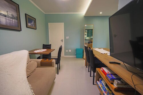 Apto pet Friendly com Garagem a 100m do mar