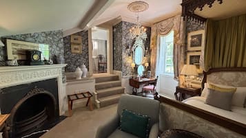 In-room safe, iron/ironing board, free WiFi