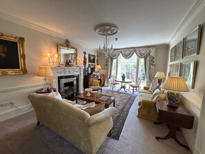 Luxury Suite, Ensuite, Lake View (Two Full Bath) | Lounge - Park Hall Manor (High Peak)