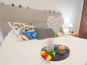 1 chambre, fer et planche à repasser, Wi-Fi gratuit, draps fournis