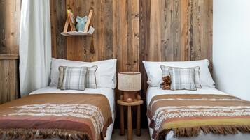 Familienzimmer, Balkon, Bergblick