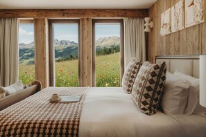 Deluxe Suite, Balcony, Mountain View | Premium bedding, in-room safe, blackout drapes, soundproofing - Le Refuge Chez La Tante - Mont d'Arbois, ski in - ski out (Saint-Gervais-les-Bains)