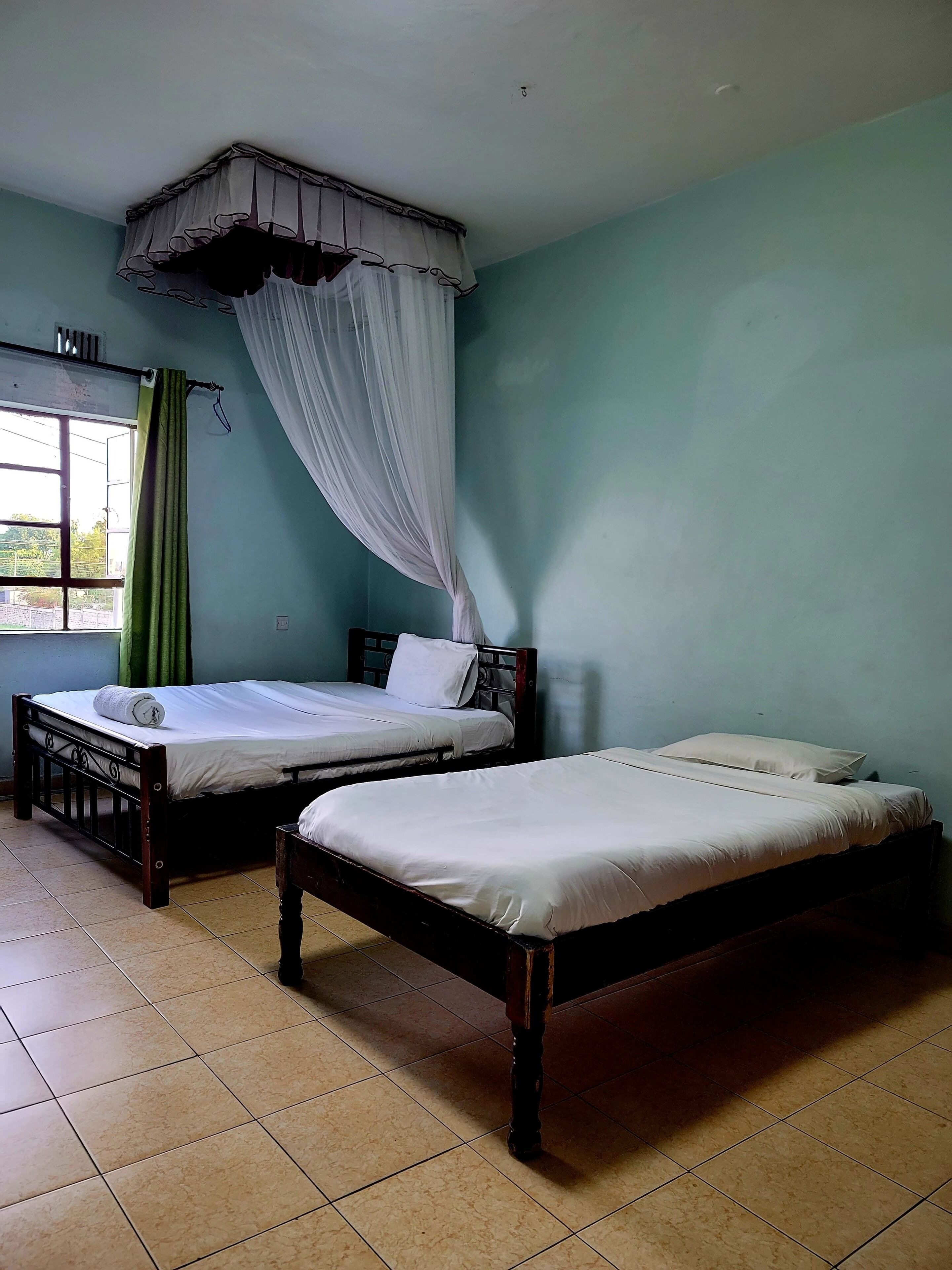 Standard Twin Room, City View | WiFi (free)