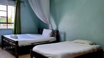 Standard Twin Room, City View | WiFi (free)