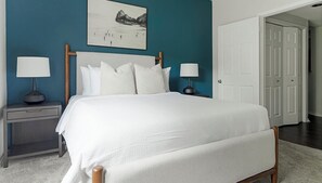 1 chambre, bureau, fer et planche à repasser, Wi-Fi