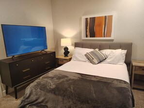 1 Schlafzimmer, Schreibtisch, Bügeleisen/Bügelbrett, WLAN