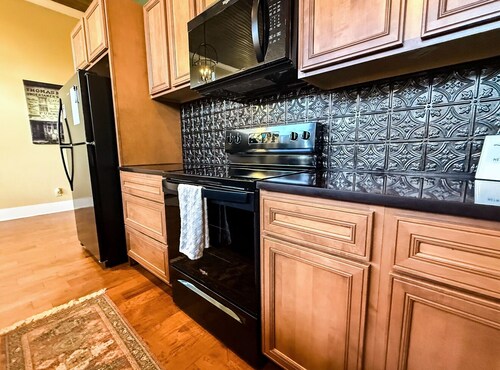 Charming 2-bedroom with AC, WiFi in lovely Jonesboro