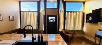 Charming 2-bedroom with AC, WiFi in lovely Jonesboro