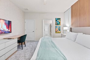 9 habitaciones, tabla de planchar con plancha, cuna de viaje y wifi 