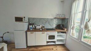Microondas, horno y parrilla de estufa 