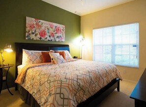 5 Schlafzimmer, Bügeleisen/Bügelbrett, Reisekinderbett, WLAN