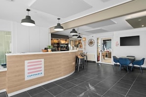 Bar (in der Unterkunft)