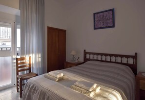 3 Schlafzimmer, Bügeleisen/Bügelbrett, WLAN, Bettwäsche