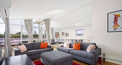 Coastal Beach Home - 50m to Beach