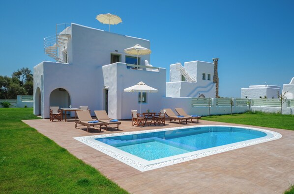 Pool - My Villa I , 2-bedroom villa in charming Naxos with AC, WiFi. Enjoy your stay (Naxos)