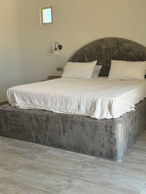 Iron/ironing board, WiFi, bed sheets - My Villa I , 2-bedroom villa in charming Naxos with AC, WiFi. Enjoy your stay (Naxos)