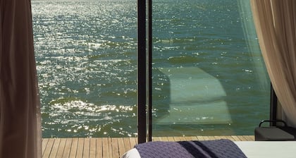 Floating Altar #1
