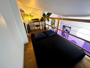 3 chambres, bureau, fer et planche à repasser, Wi-Fi gratuit