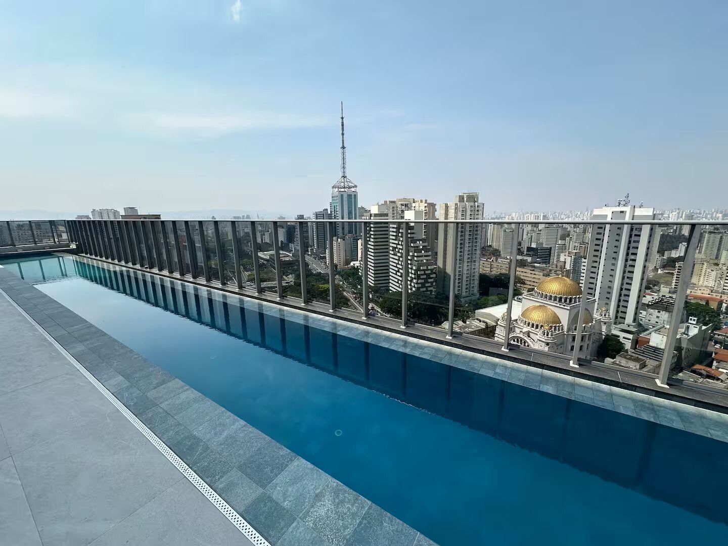 حمام سباحة