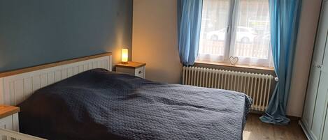 4 Schlafzimmer, Bügeleisen/Bügelbrett, WLAN, Bettwäsche