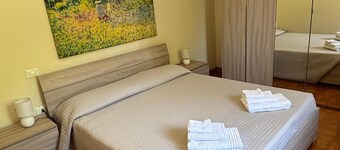 Altobelli House, a stone's throw from Lake Salto