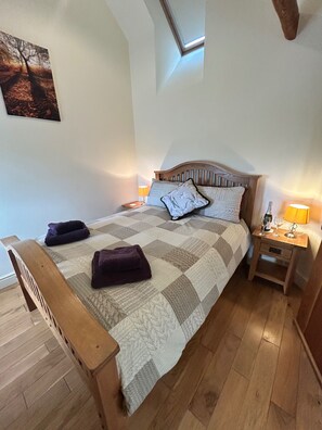 2 chambres, Wi-Fi gratuit, draps fournis