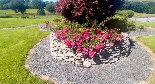 Cozy Grofftau Cottage in Ystrad Meurig