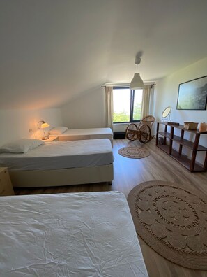 Habitación triple estándar, vista a la montaña