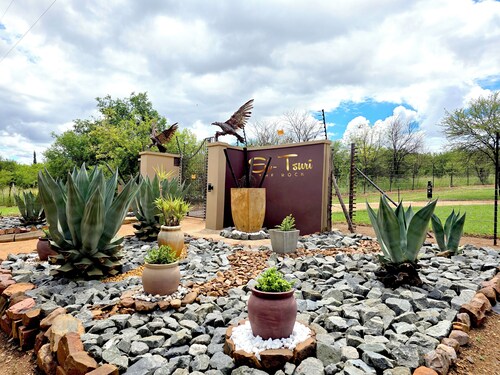 EL-TSURI Guest Resort - Sea View themed Unit - Fully Equipped