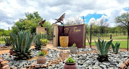 EL-TSURI Guest Resort - Sea View themed Unit - Fully Equipped