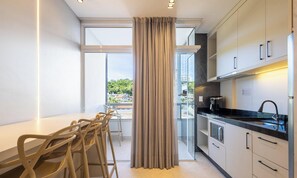 Basic Apartment | Private kitchen - Your Exclusive Stay With Pool and Jacuzzi Just 500 Meters From the Beach - ELF (Bombinhas)