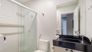 Departamento básico | Baño