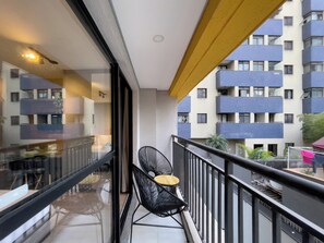 Studio | Veranda