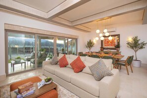 Televisor i oficines 