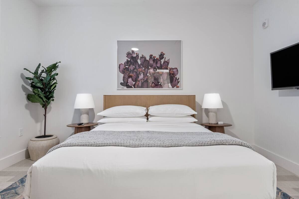 1 chambre, fer et planche à repasser, Wi-Fi gratuit