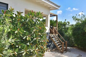 Property grounds - Kas Kris with sea views a private pool and a tropical setting (Kralendijk)