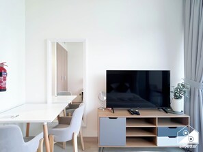 Apartment (0 Bedroom) | Interior