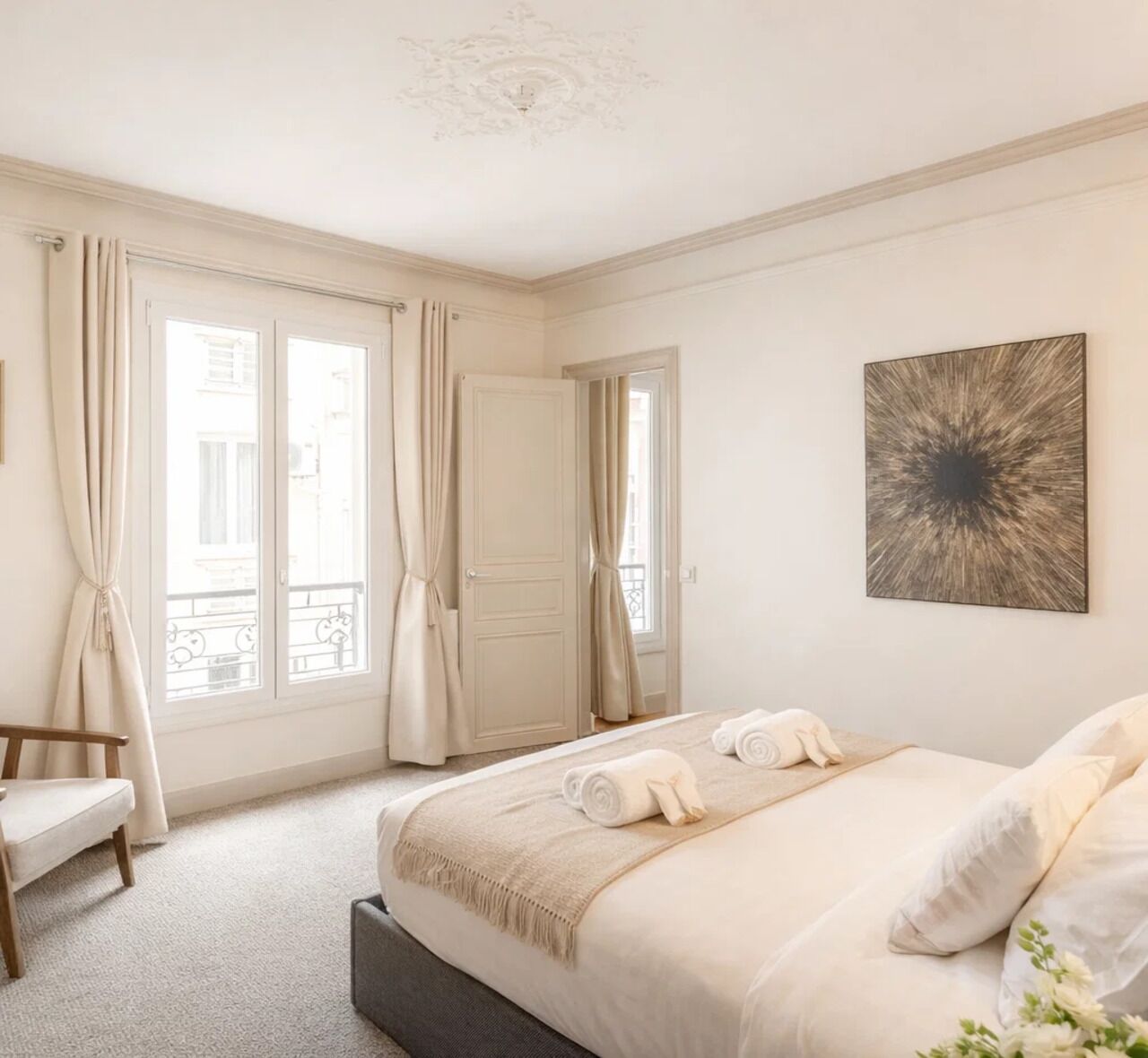 Deluxe Apartment, Courtyard View | Iron/ironing board, travel cot, free WiFi, bed sheets