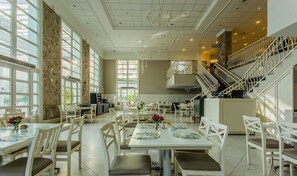 Dining - Charmosos Studios no IL Campanario Villaggio Resort ILCJR II (Florianópolis)