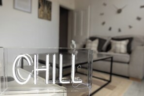 Interior - Victoria Road Retreat - Charming 2 Bedroom House (Barnsley)