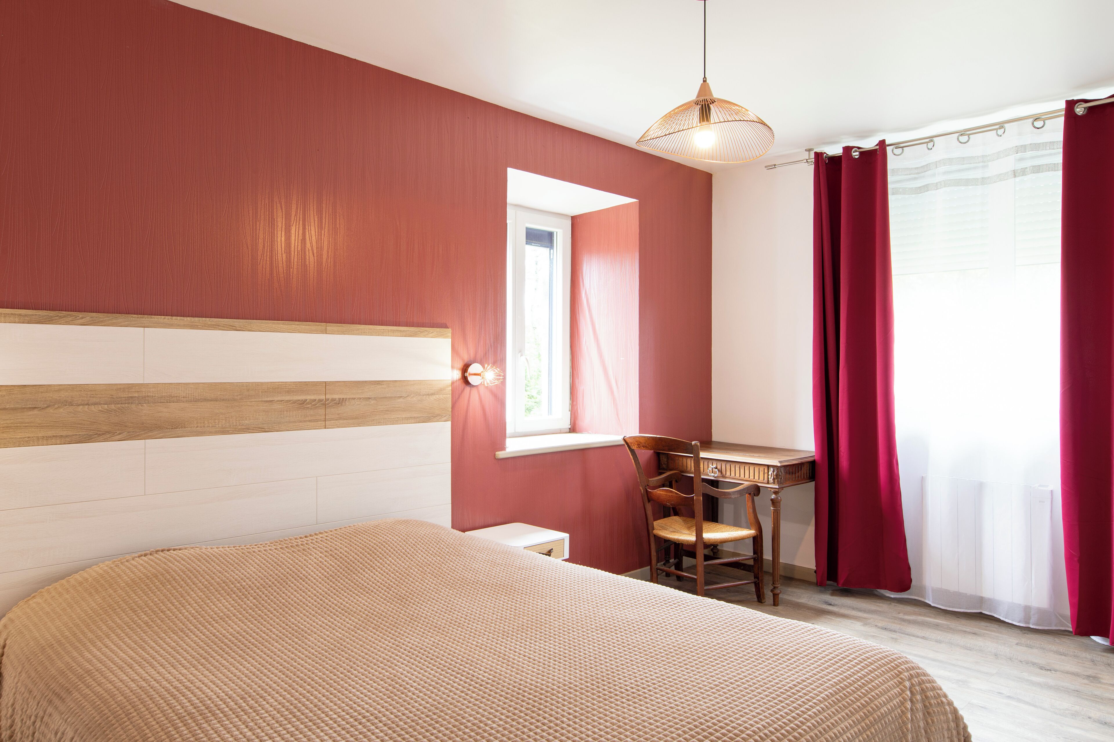 2 chambres, fer et planche à repasser, lit parapluie, Wi-Fi gratuit