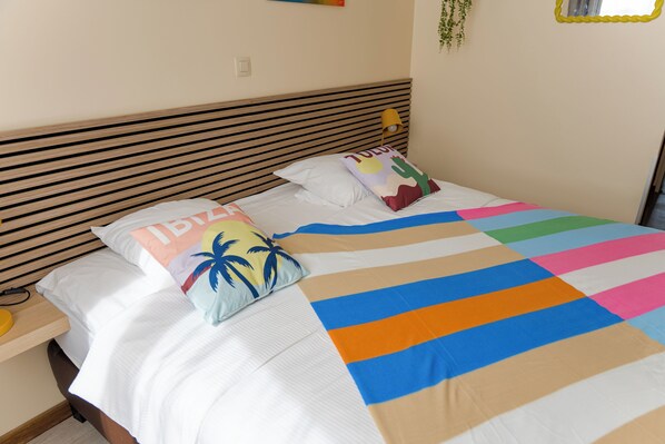 Chambre Double Confort | Literie de qualité supérieure, chambres insonorisées, Wi-Fi gratuit