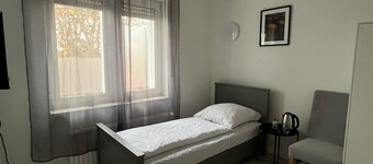 Art Rock Airport Hotel