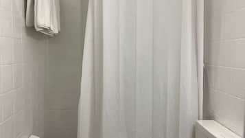 Basic Double or Twin Room | Bathroom | Shower, soap, shampoo, toilet paper