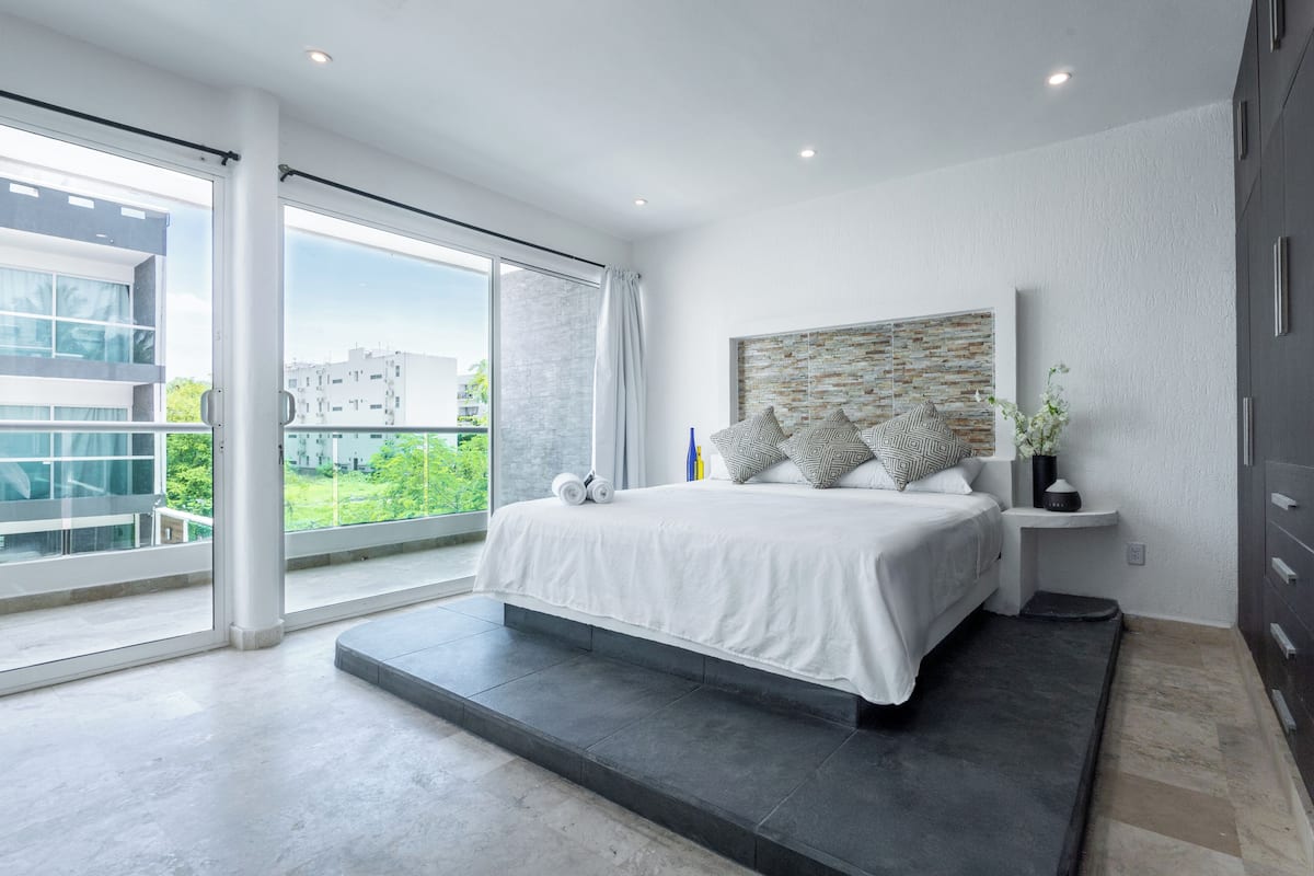 Deluxe Double Room, Pool View | WiFi (free)