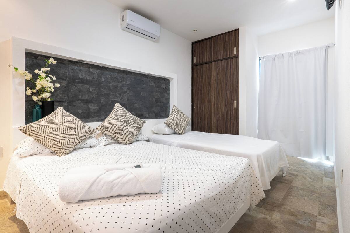 Comfort Triple Room, City View | WiFi (free)