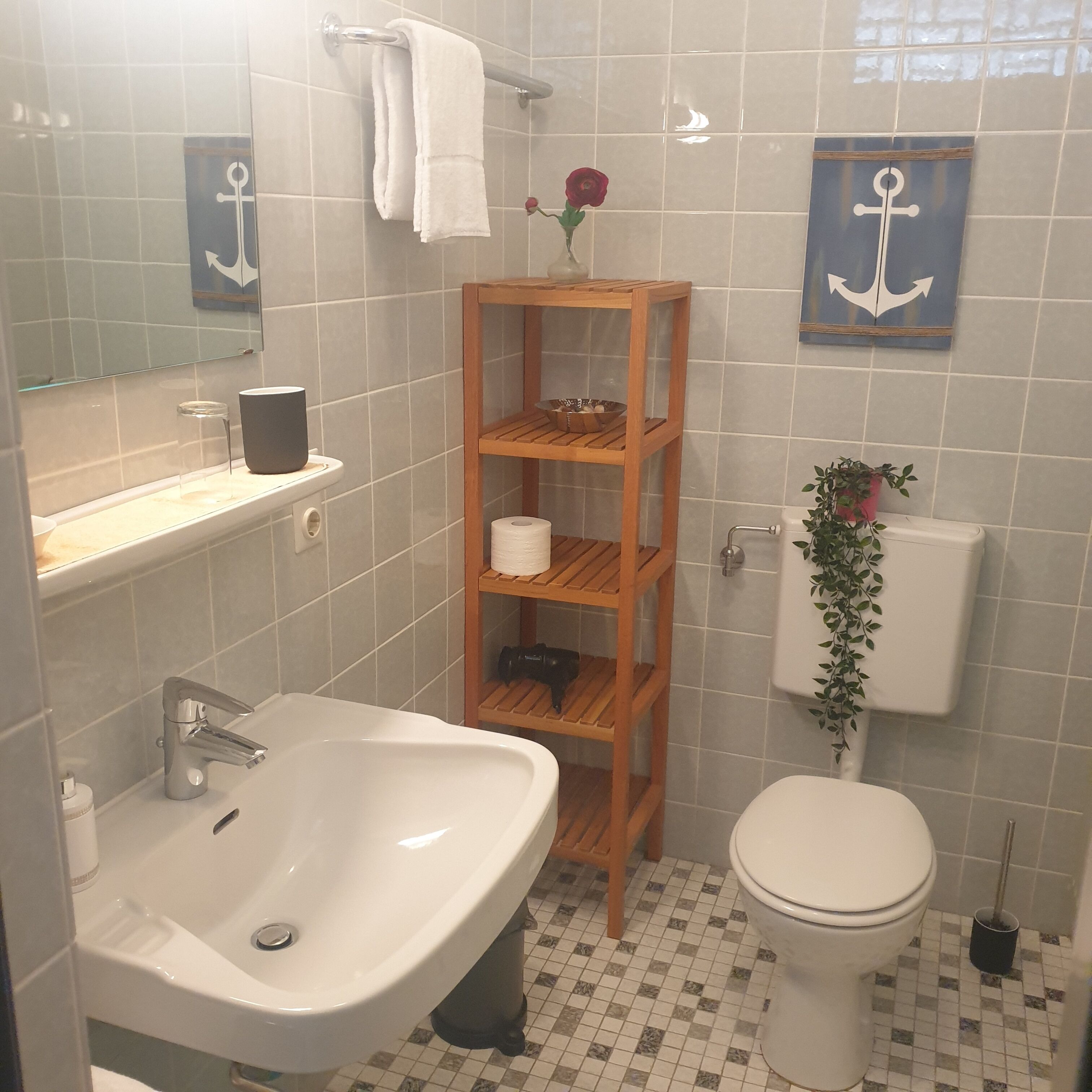 Chambre Simple Standard, vue jardin | Salle de bain