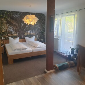 Habitación doble Confort, balcón | Servicio a la habitación