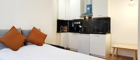 1 Schlafzimmer, Bügeleisen/Bügelbrett, kostenloses WLAN, Bettwäsche